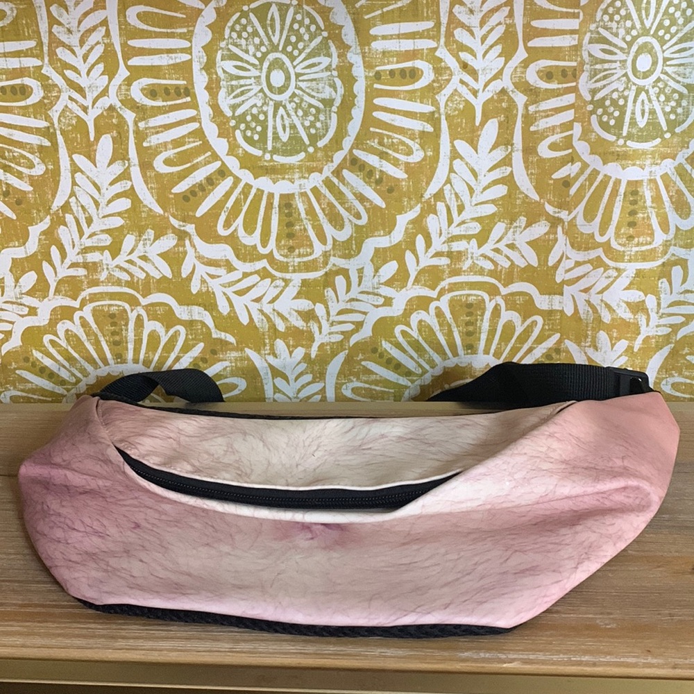 Hairy belly Fanny pack